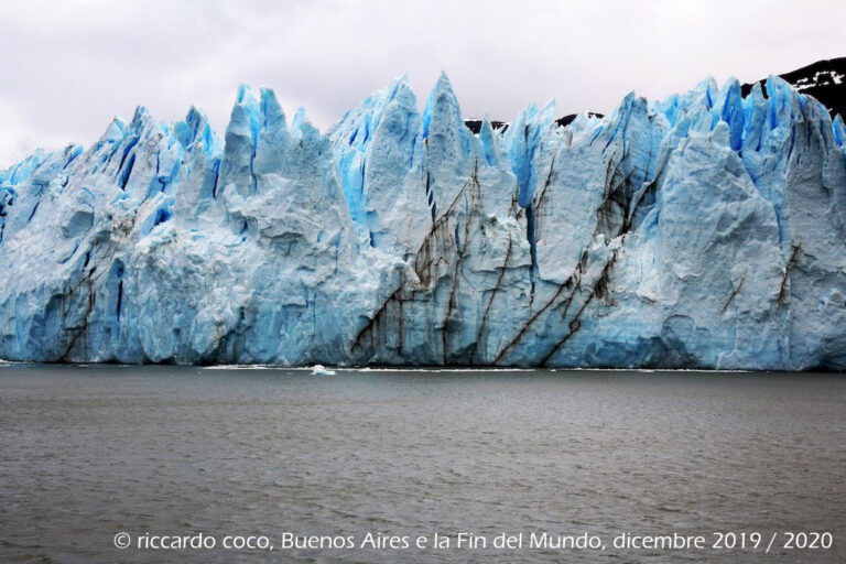 Giro in barca per ammirare la parete anteriore ghiacciaio Perito Moreno