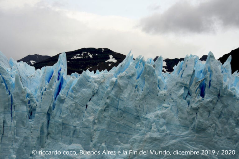 Giro in barca per ammirare la parete anteriore ghiacciaio Perito Moreno