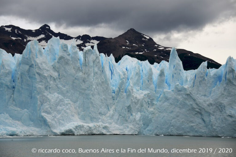 Giro in barca per ammirare la parete anteriore ghiacciaio Perito Moreno