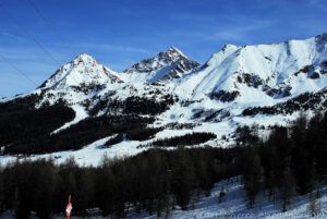 Montagne intere da sciare a Pila, anche se la neve quest’anno si è fatta desiderare !!!