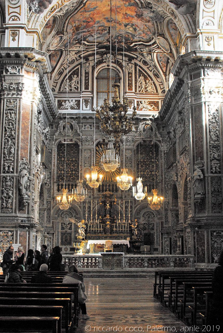 Scopri di più sull'articolo Visita alla chiesa, il monastero ed i tetti di Santa Caterina d’Alessandria, con gli amici del Club di Territorio di Palermo del TCI – aprile 2019